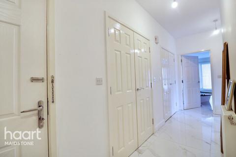 undefined, Tovil, Maidstone
