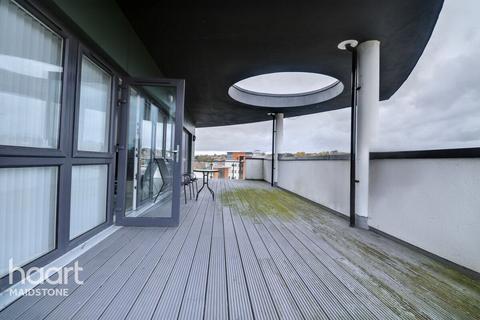 2 bedroom apartment for sale, Tovil, Maidstone