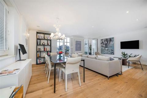 2 bedroom flat to rent, Admiral Square, London SW10