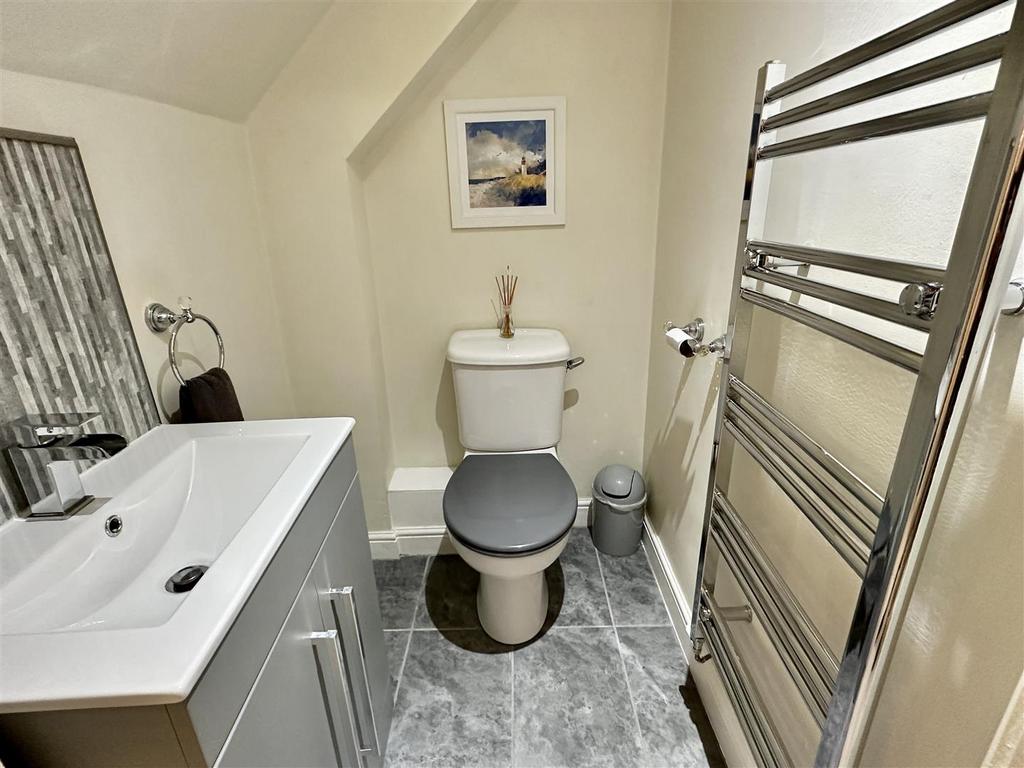 Downstairs wc