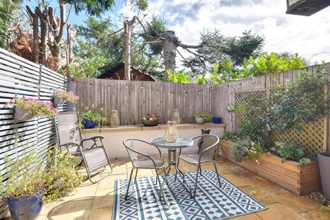 2 bedroom semi-detached house for sale, The Heath, Appledore