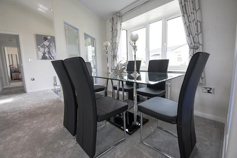 2 bedroom lodge for sale, Ashford, Kent, TN27
