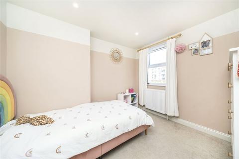 107 Troughton Road, London, SE7 7QF