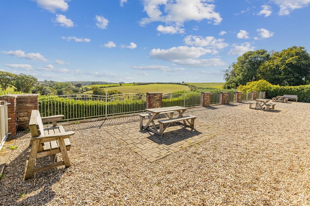5 Seating & Views 4 The Manor House, Hillfield -
