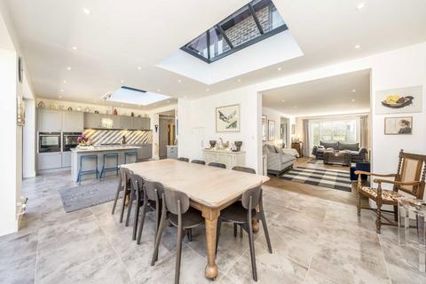undefined, Gibsons Hill, London SW16