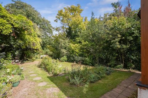 undefined, Banstead Road, Epsom, KT17