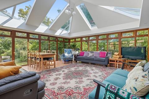 undefined, Banstead Road, Epsom, KT17