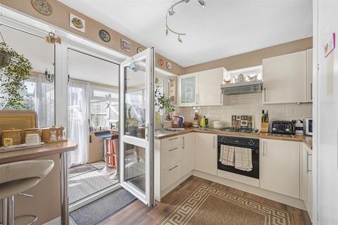 38 Highview Road, Telscombe Cliffs, Peacehaven, BN10 7AZ