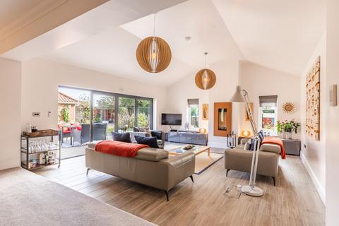undefined, Contemporary Living At Its Finest In Little Melton