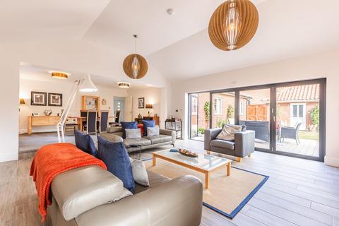 undefined, Contemporary Living At Its Finest In Little Melton