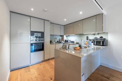 3 bedroom flat to rent, Aerodrome Road, Colindale, London, NW9