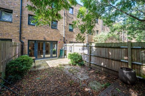 undefined, Mary Rose Square, Rotherhithe, London, SE16