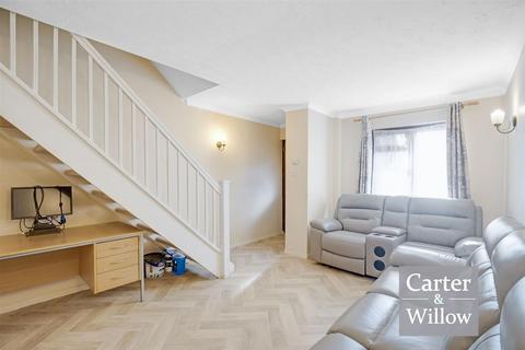 2 bedroom terraced house for sale, Crystal Way, Essex