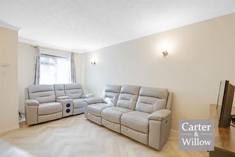 2 bedroom terraced house for sale, Crystal Way, Essex