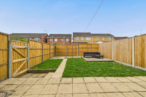 undefined, Jasmine Grove,  Hull, HU7 3HE