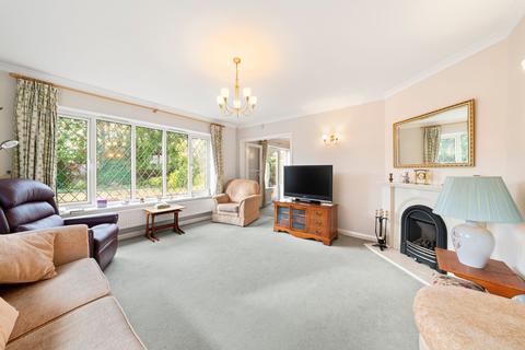 2 bedroom detached house for sale, Medina Avenue, Esher, KT10