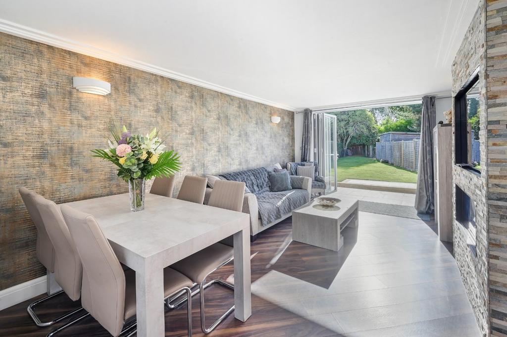 NUTCROFT GROVE, (1).jpg