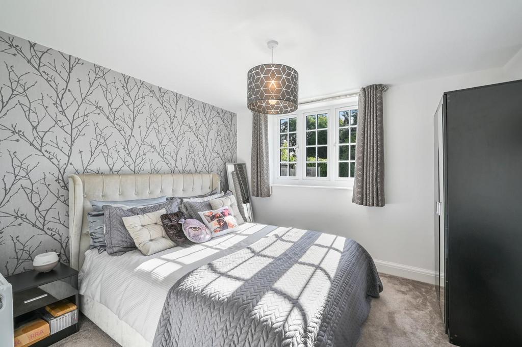 NUTCROFT GROVE, (8).jpg