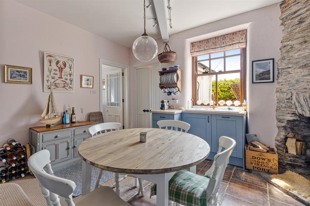 A20 - 1 Sunnydale, Beesands, Kingsbridge - 250805.