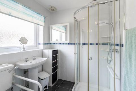 undefined, Lewis Close, Newport Pagnell MK16