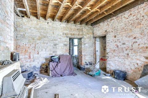 undefined, Lee Green, Mirfield, West Yorkshire, WF14 0AA