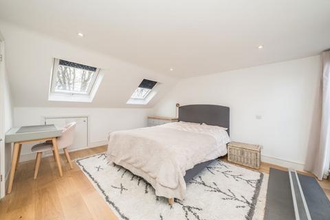 57 Sidney Road, Twickenham, TW1 1JP