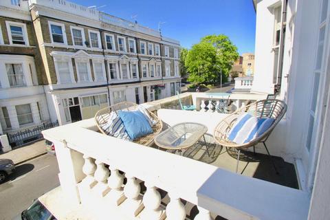 1 bedroom flat for sale, Comeragh Road, London W14