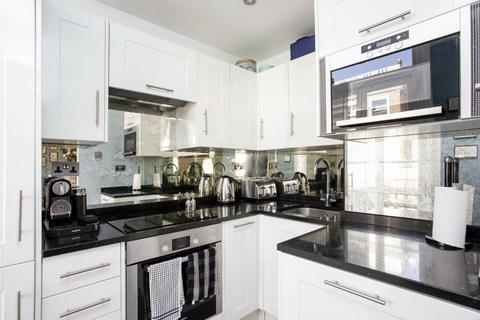 1 bedroom flat for sale, Comeragh Road, London W14