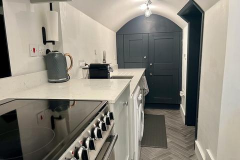 1 bedroom apartment to rent, STANHOPE Gardens, LONDON, SW7