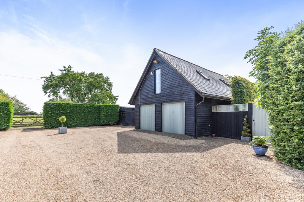 Garage/Annexe