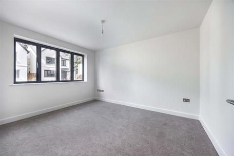 undefined, Cleevelands Drive, Pittville, Cheltenham