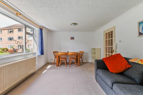 2 bedroom apartment for sale, Virginia Water