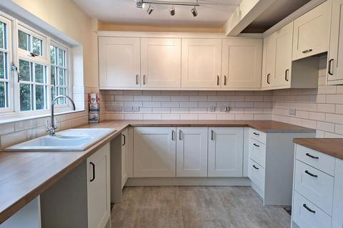 4 bedroom detached house to rent, Kitty Hill, Bugthorpe