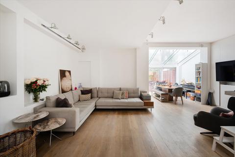 Howitt Road, London, NW3