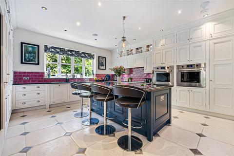 5 bedroom detached house for sale, Wilmslow Road, Mottram St. Andrew, Macclesfield, Cheshire, SK10