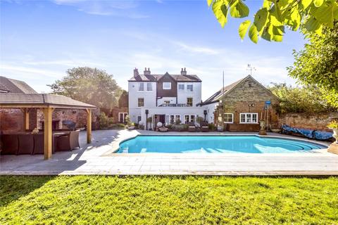 undefined, Russell Road, Shepperton, Surrey, TW17