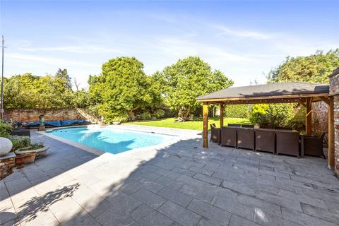 undefined, Russell Road, Shepperton, Surrey, TW17
