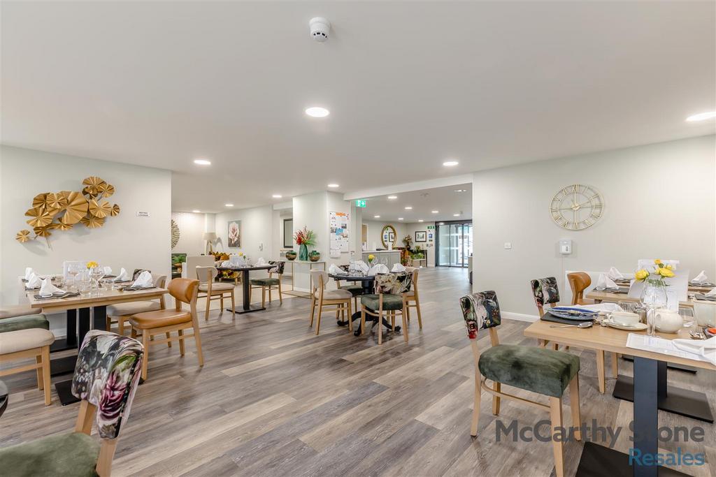 8662425-interior18.jpg