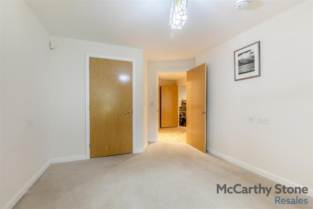 8662425-interior04.jpg