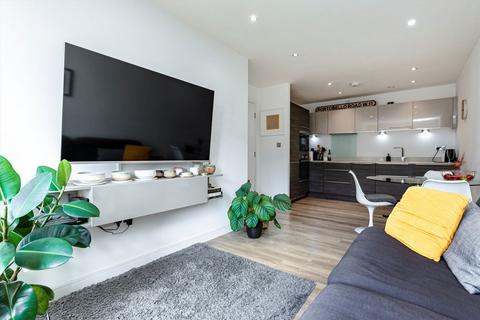 undefined, London Road, Twickenham TW1