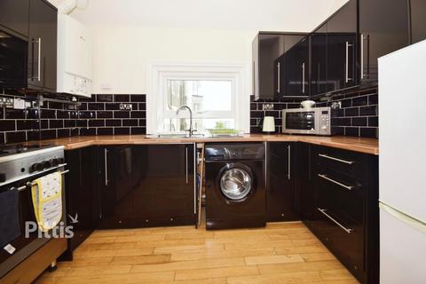 3 bedroom maisonette to rent, Park Road Shanklin PO37