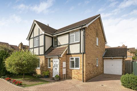 4 bedroom detached house for sale, Sykes Drive, Staines-upon-Thames, Surrey, TW18