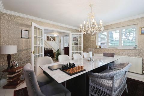 41 Cavendish Avenue, Sheffield, S17 3NJ