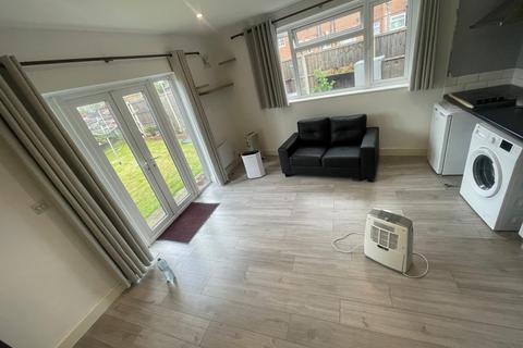 undefined, Rayners Lane, Pinner HA5