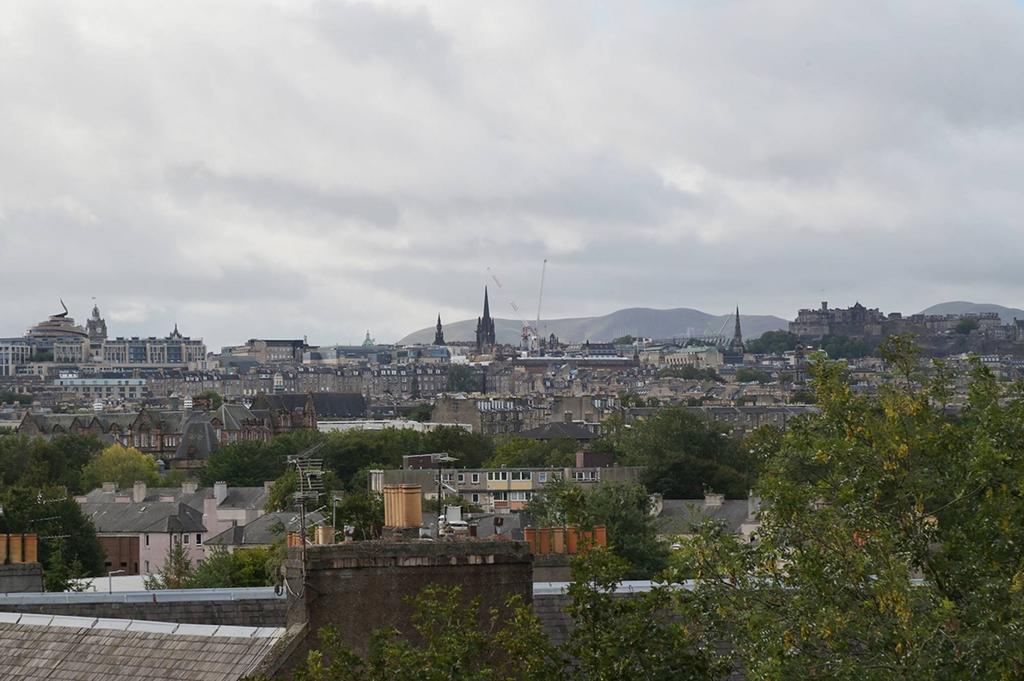 MFL3249055 450.jpg