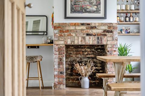 3 bedroom detached house for sale, Vicarage Lane, Haslemere, Surrey, GU27