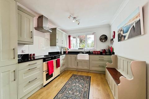 4 bedroom detached house for sale, Coopers Meadow, Long Riston, HU11 5JZ