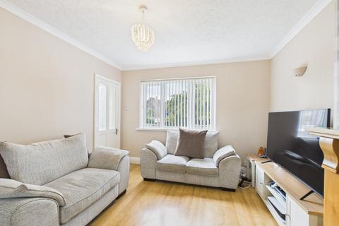 3 bedroom terraced house for sale, Cober Grove, Hull, HU8 9TJ