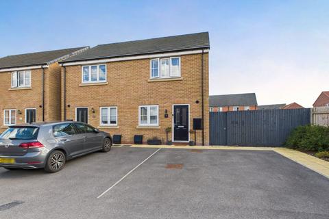 2 bedroom semi-detached house for sale, Oxtoby Close, Beverley, HU17 0GW