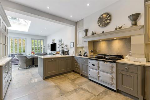 4 bedroom detached house for sale, The Street, Chipperfield, Kings Langley, Hertfordshire, WD4